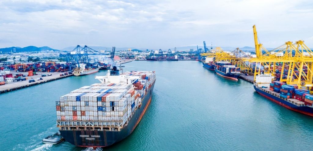 Thành phố Hồ Chí Minh bắt đầu thu phí hạ tầng cảng biển từ 1/4